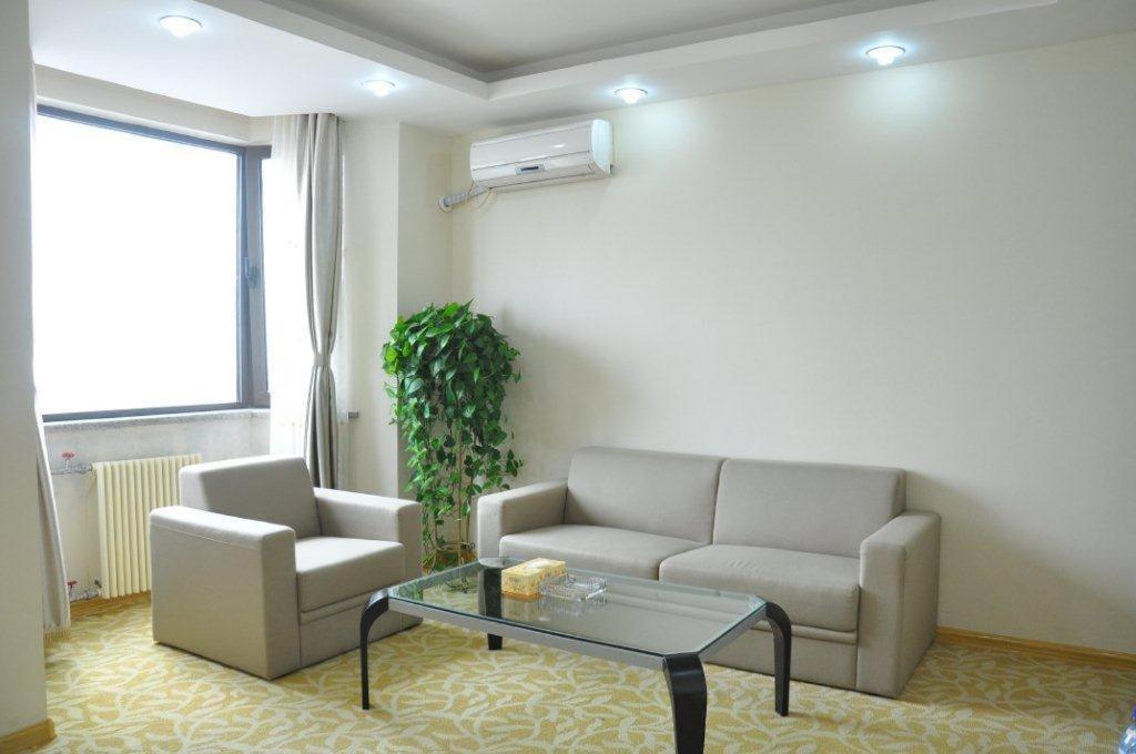 Super 8 Hotel Qingdao Railway Station Gui Zhou Road Bagian luar foto